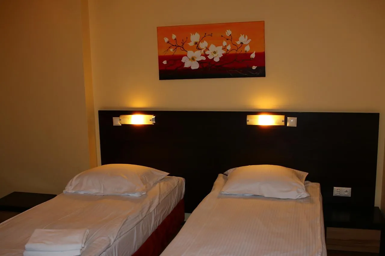 Bed and Breakfast Amicus Zoliborz Варшава Отель типа 
