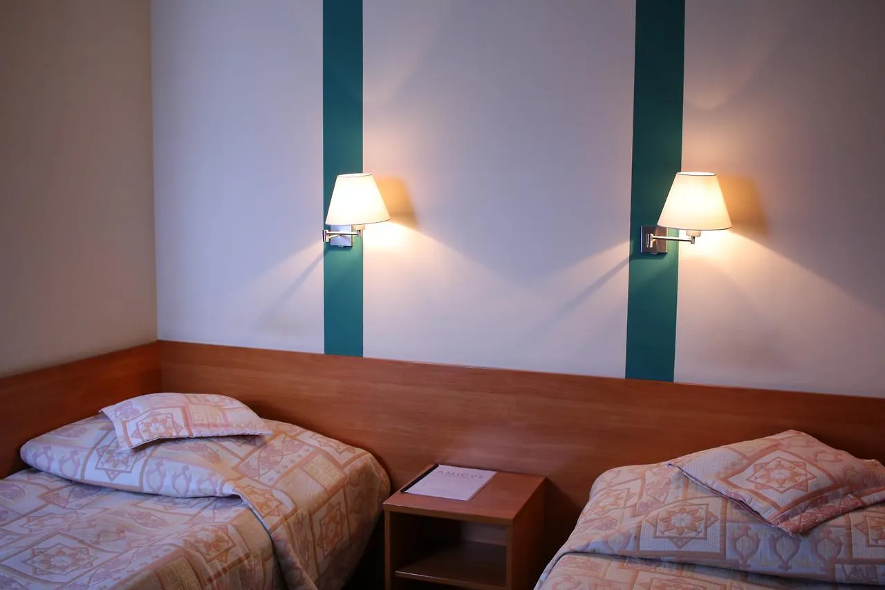 Bed and Breakfast Amicus Zoliborz Варшава